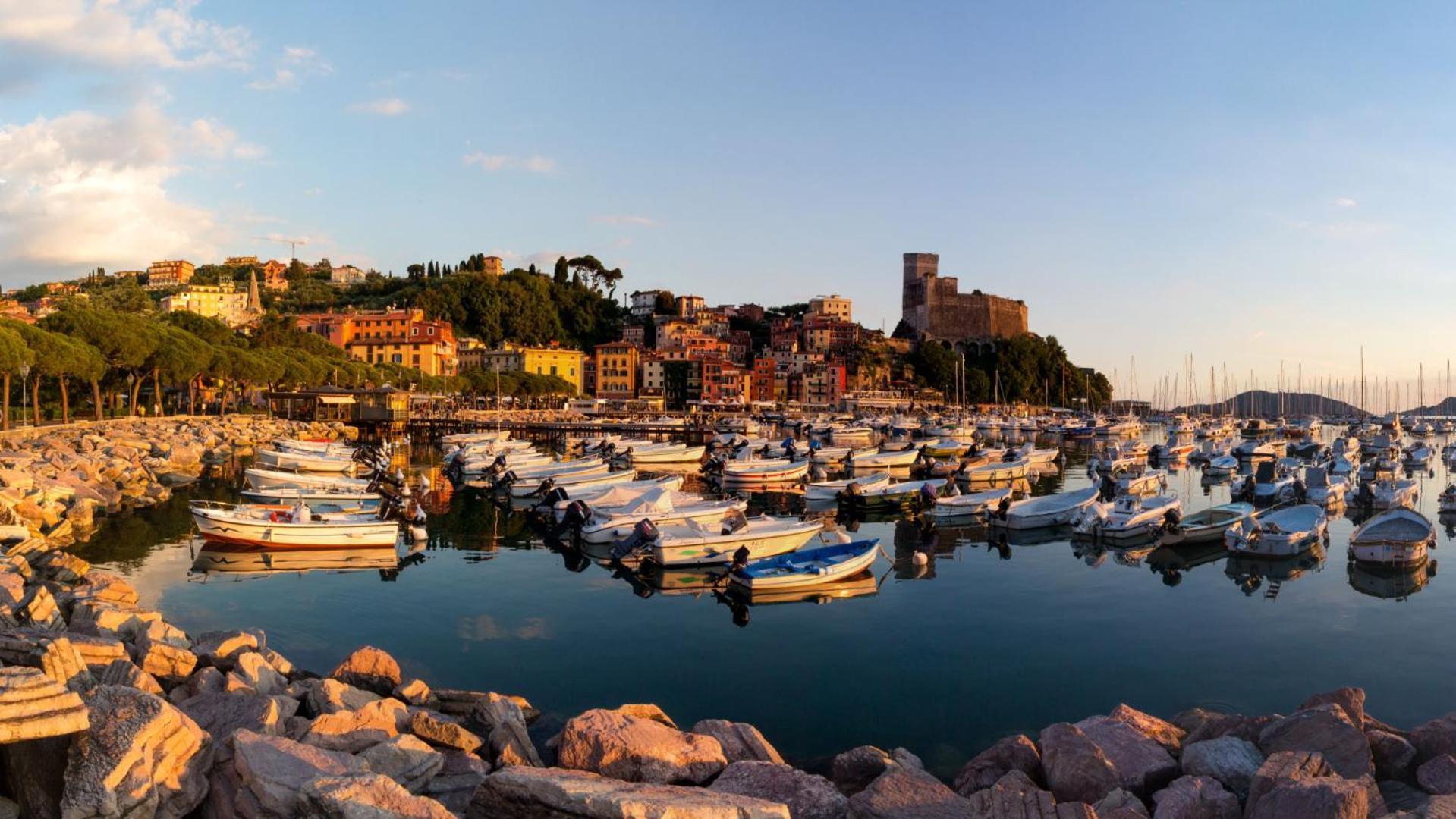 Libeccio 1 - Holiday Home & Parking Lerici Buitenkant foto